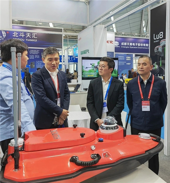 ̫������tyc4633