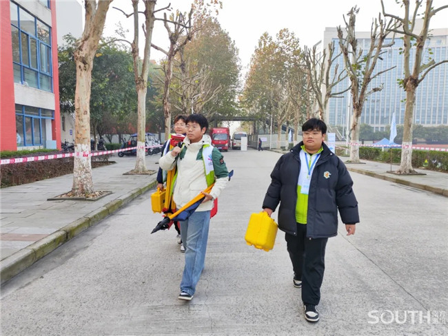 ̫������tyc4633