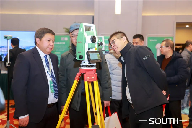 ̫������tyc4633