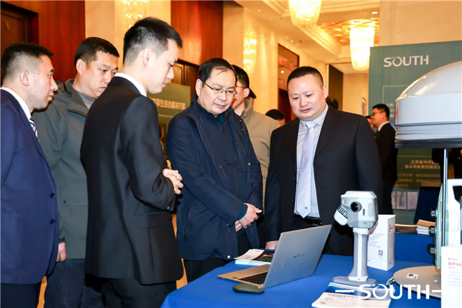 ̫������tyc4633