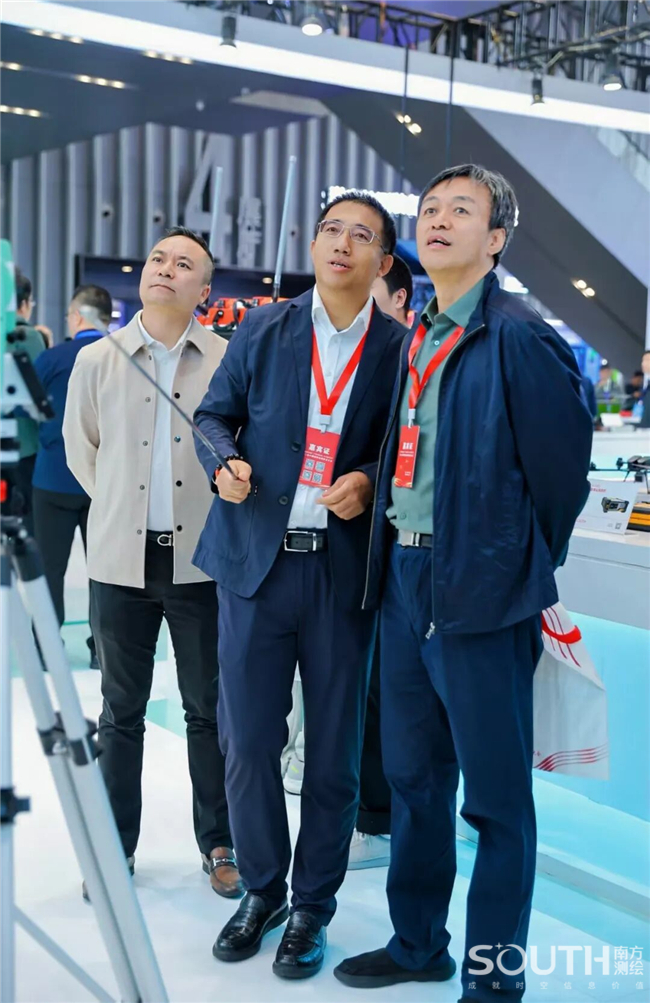 ̫������tyc4633