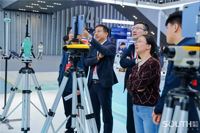 ̫������tyc4633