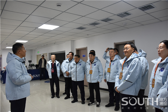 ̫������tyc4633