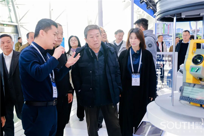 ̫������tyc4633