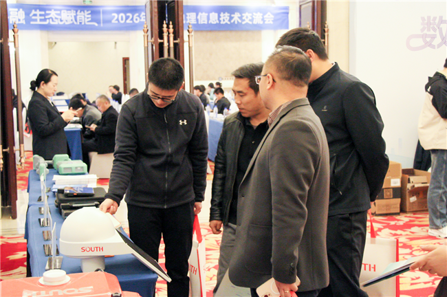 ̫������tyc4633