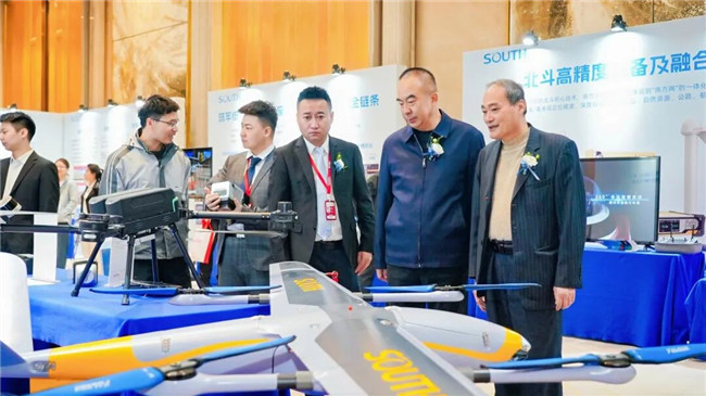 ̫������tyc4633