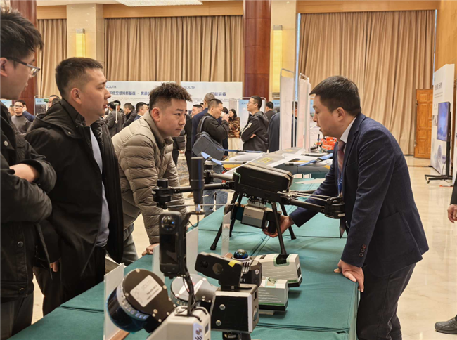 ̫������tyc4633