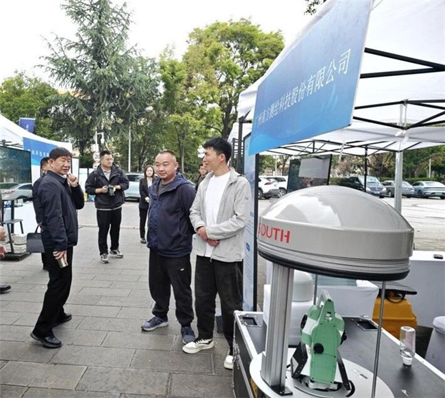 ̫������tyc4633