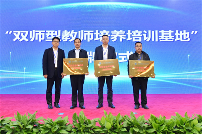 ̫������tyc4633