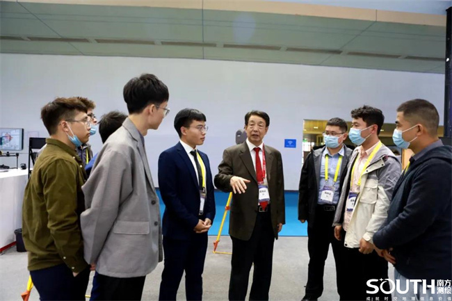 ̫������tyc4633