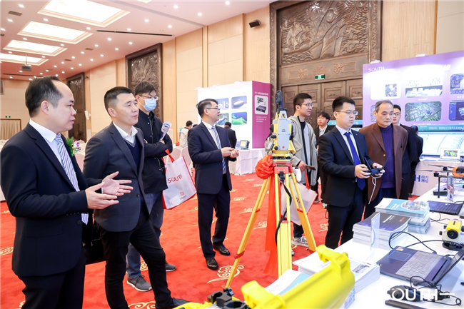 ̫������tyc4633