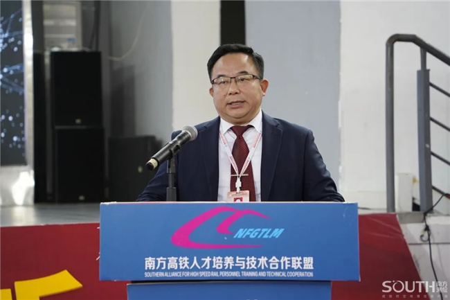 ̫������tyc4633