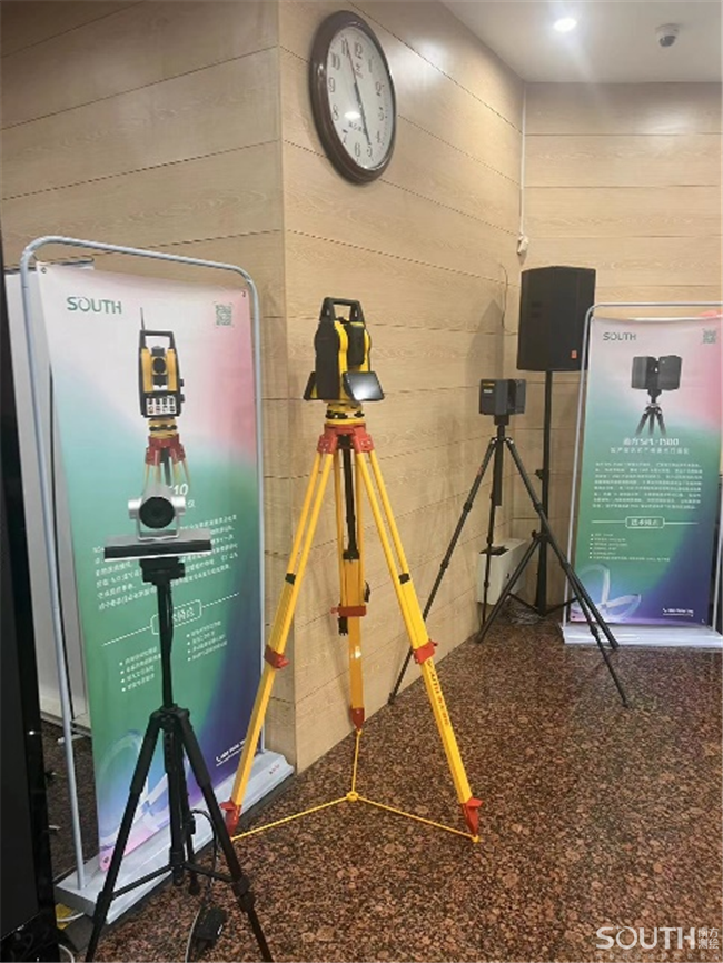 ̫������tyc4633