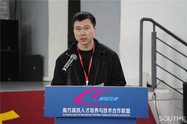 ̫������tyc4633