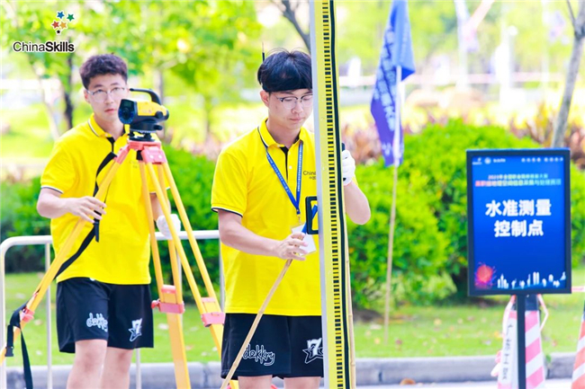 ̫������tyc4633