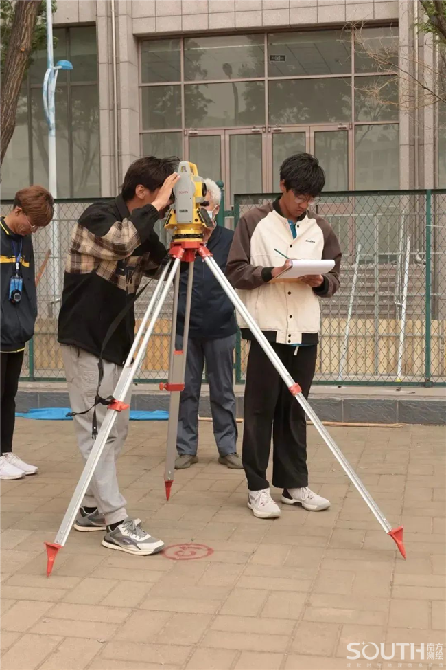 ̫������tyc4633