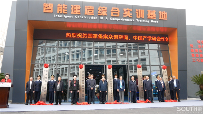 ̫������tyc4633