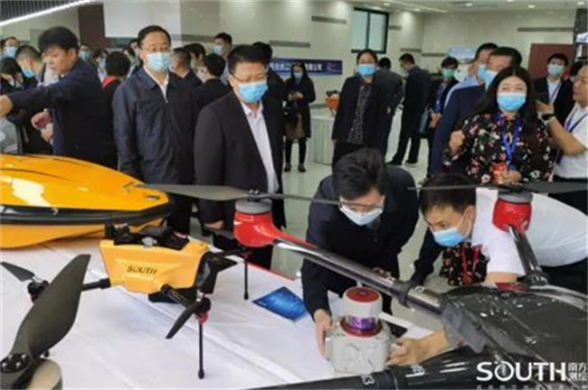 ̫������tyc4633