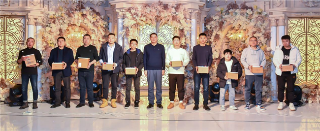 ̫������tyc4633