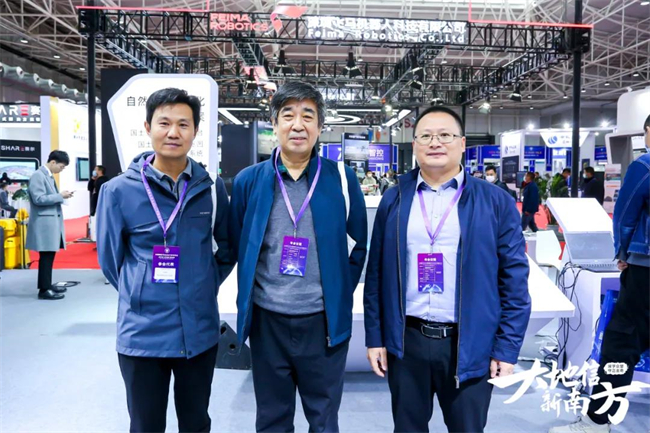 ̫������tyc4633