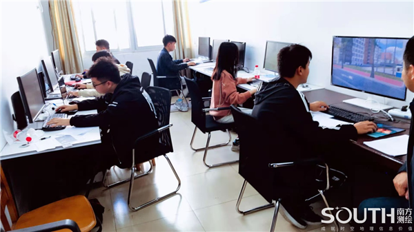 ̫������tyc4633