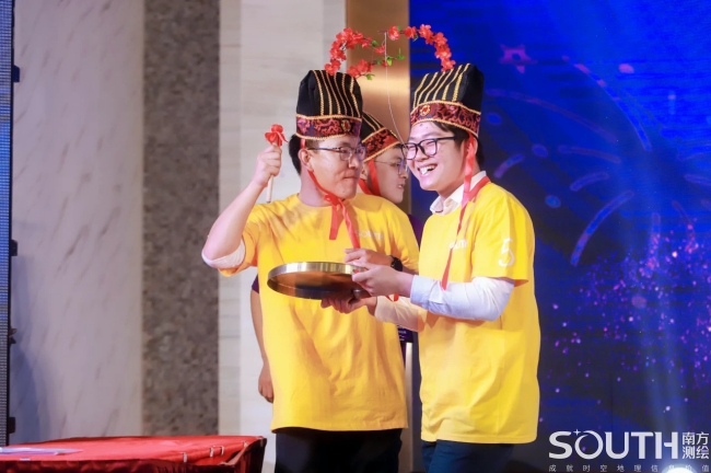 ̫������tyc4633