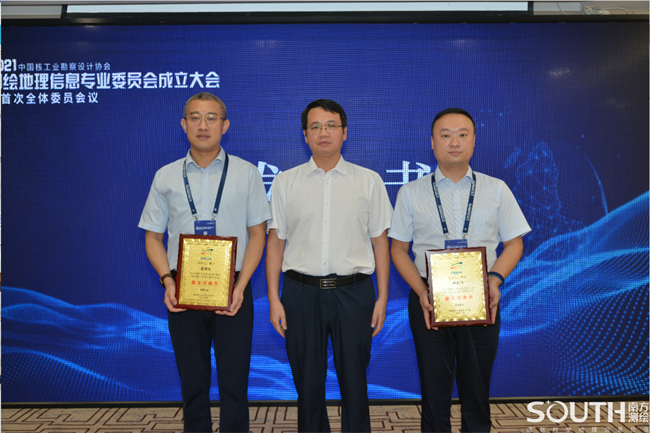 ̫������tyc4633