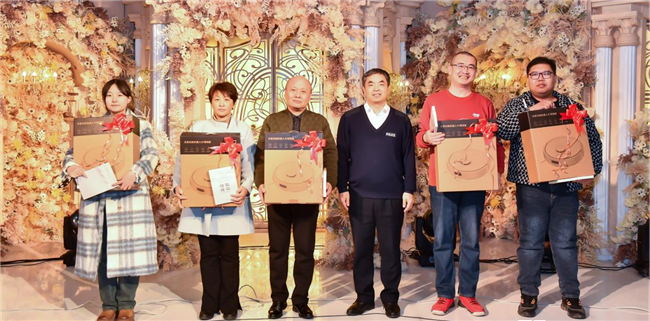 ̫������tyc4633