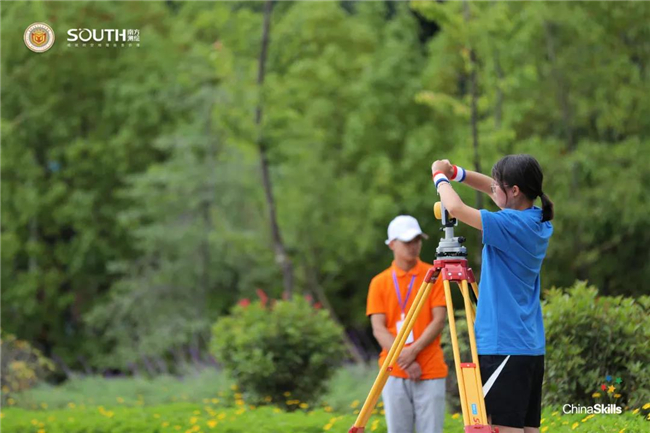 ̫������tyc4633