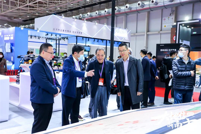 ̫������tyc4633