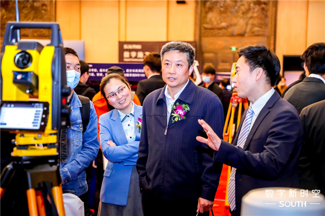 ̫������tyc4633