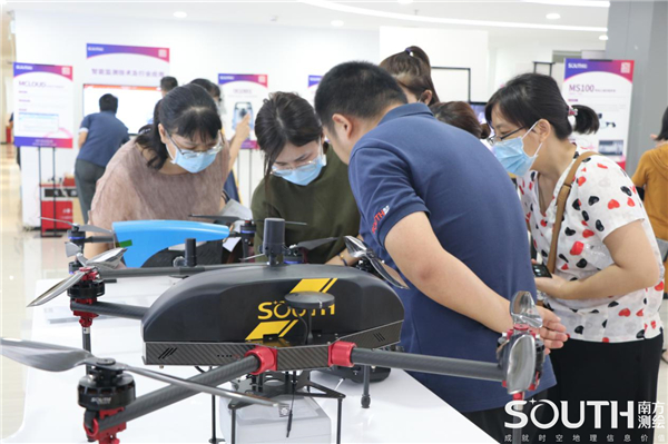 ̫������tyc4633