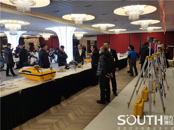 ̫������tyc4633