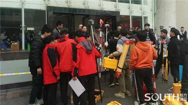 ̫������tyc4633