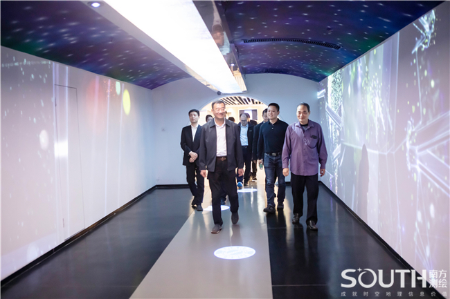 ̫������tyc4633