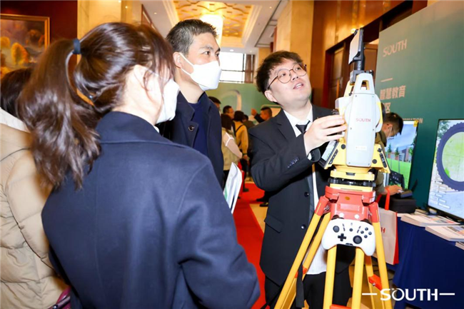 ̫������tyc4633