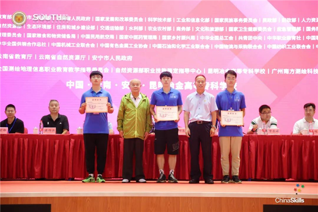 ̫������tyc4633