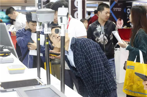 ̫������tyc4633