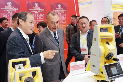 ̫������tyc4633