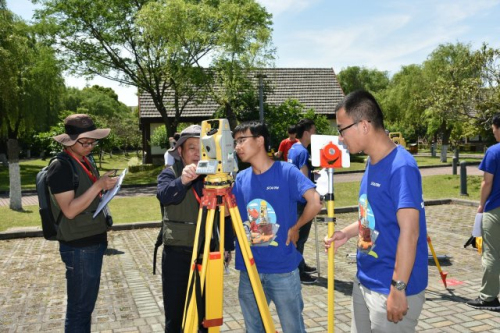 ̫������tyc4633