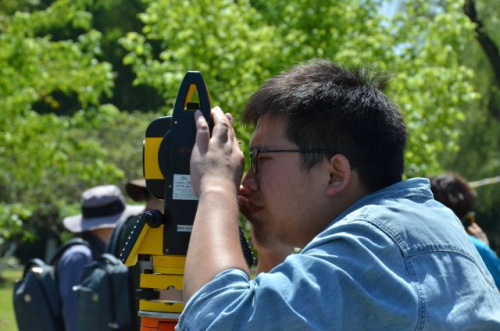 ̫������tyc4633