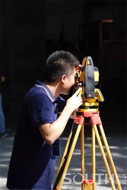 ̫������tyc4633