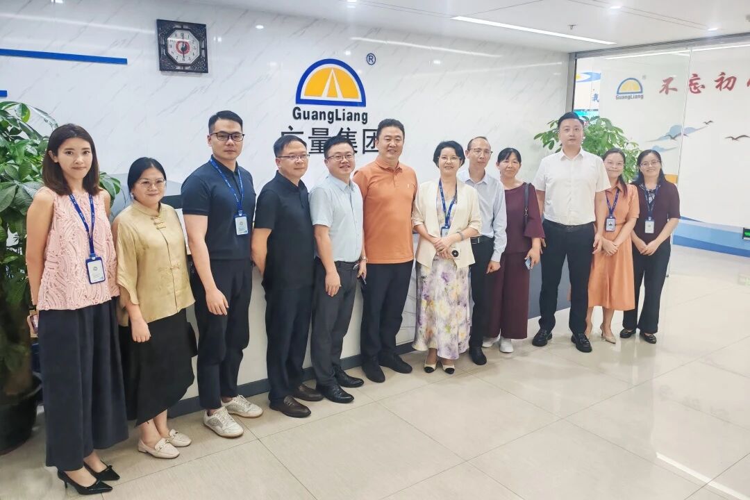 1066vip威尼斯集团丨贵州大数据局辅导莅临参观，共探实景三维+数据身分资产化驱动的AI融合发展